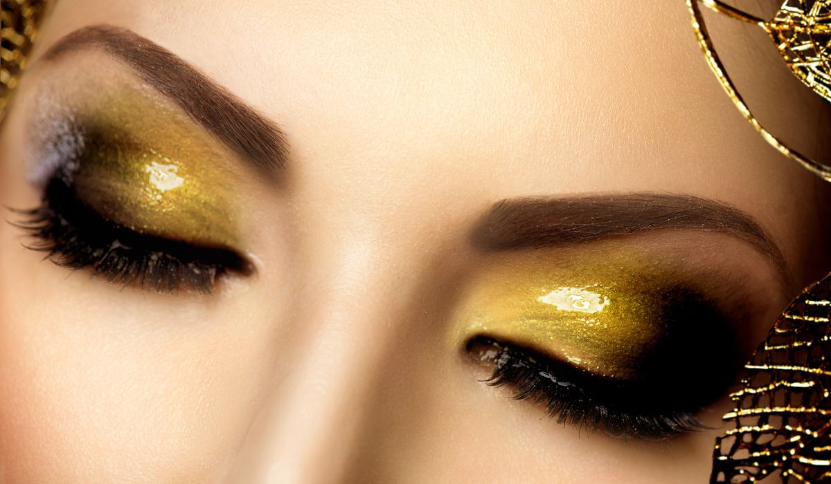 Gold Eyeshadow Looks