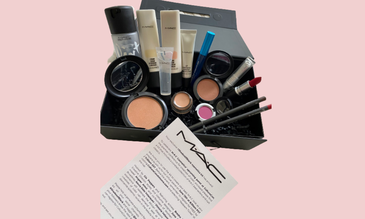 MAC Makeup Kit